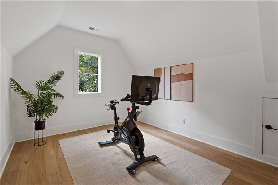 Image 108 of a home in .