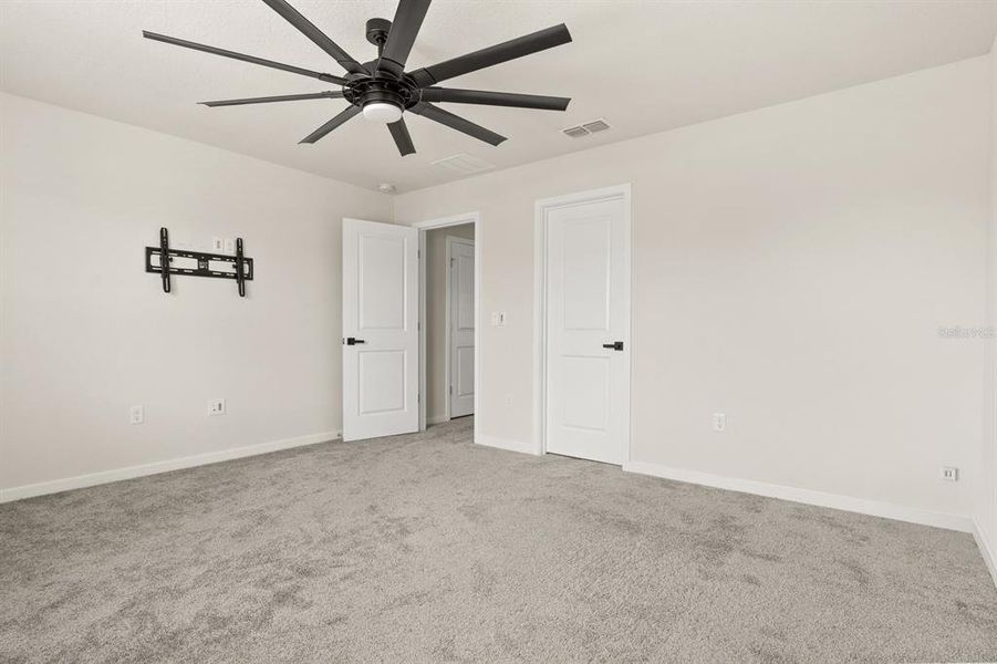 Spacious, unfurnished interior of a new home in , Apopka (Image 17).