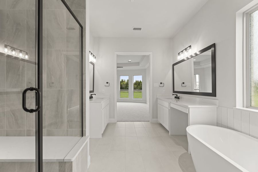 Representative furnished interior of a home built from the Southport by Windsor Homes in Ridge Pointe Estates, McLendon-Chisholm (Image 13).