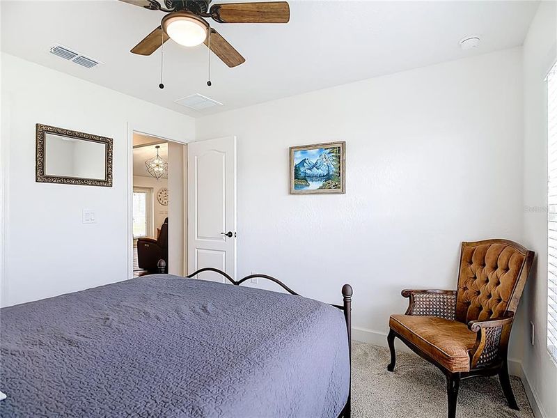 Furnished interior view inside a new home in , Bartow (Image 33).