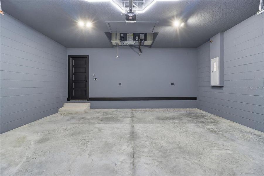 Spacious, unfurnished interior of a new home in , Citrus Springs (Image 42). Spacious, unfurnished interior of a new home in , Citrus Springs (Image 42).