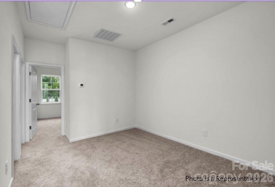 Spacious, unfurnished interior of a new home in Sierra Ridge, Gastonia (Image 16).