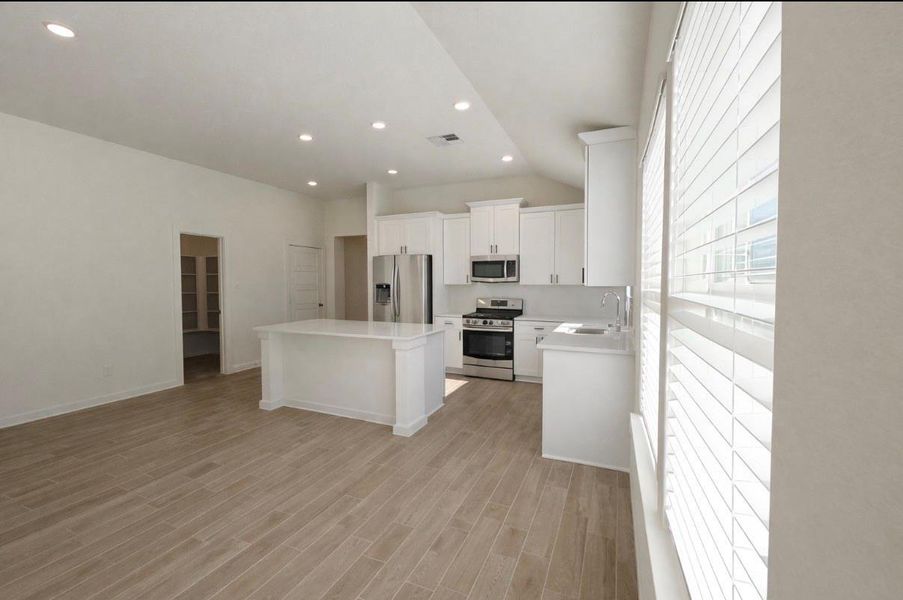 Kitchen and breakfast Kitchen and breakfast