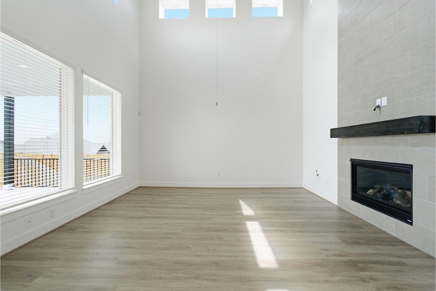 Spacious, unfurnished interior of a new home in Sunfield, Buda (Image 28). Spacious, unfurnished interior of a new home in Sunfield, Buda (Image 28).