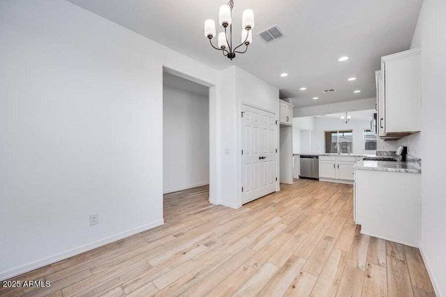 hj-az-phx-cantamia-duet-lily-lot-30135-d