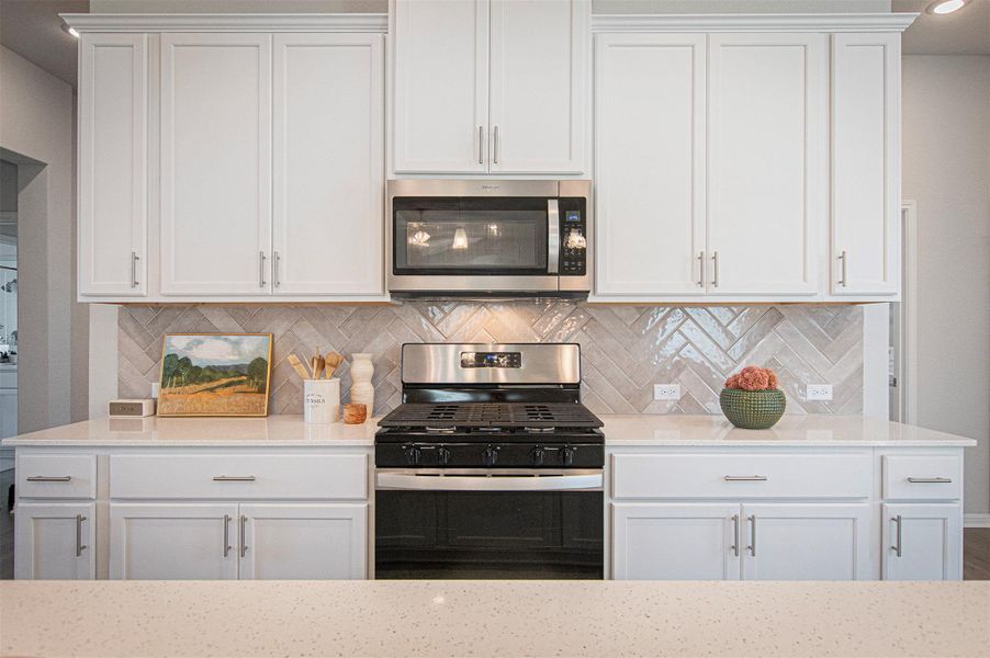 Furnished interior view inside a new home in Sage Hollow, Kyle (Image 10).