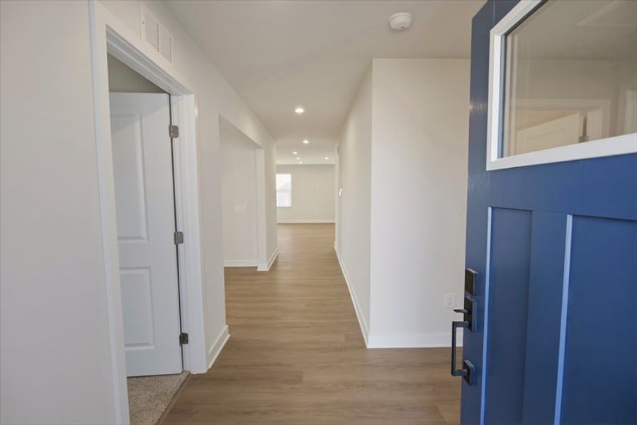 Spacious, unfurnished interior of a new home in Reidville Town Center Cottages, Duncan (Image 10).