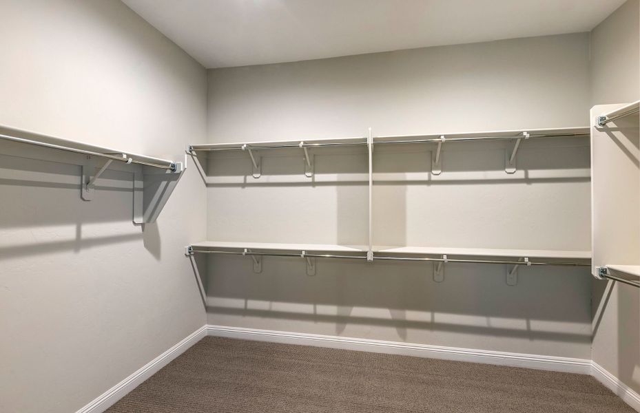 Spacious, unfurnished interior of a new home in Vistoso Canyon Estates, Oro Valley (Image 26).