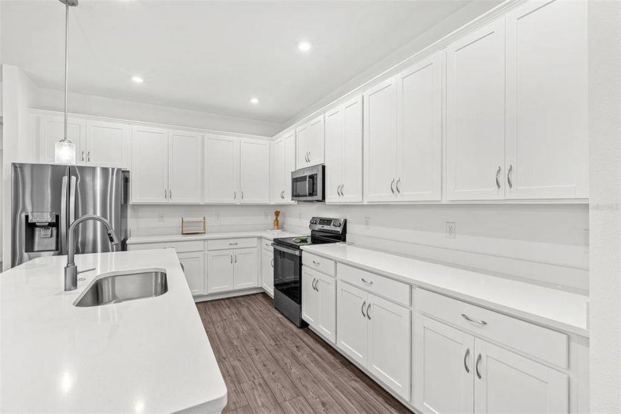 Furnished interior view inside a new home in , Deland (Image 6).
