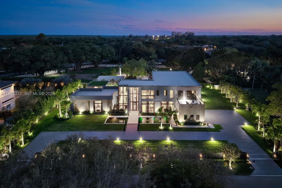 Community amenities in , Pinecrest (Image 65).