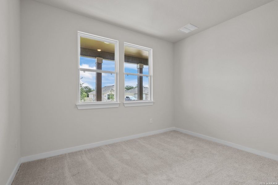 Spacious, unfurnished interior of a new home in Cinco Lakes, San Antonio (Image 27). Spacious, unfurnished interior of a new home in Cinco Lakes, San Antonio (Image 27).