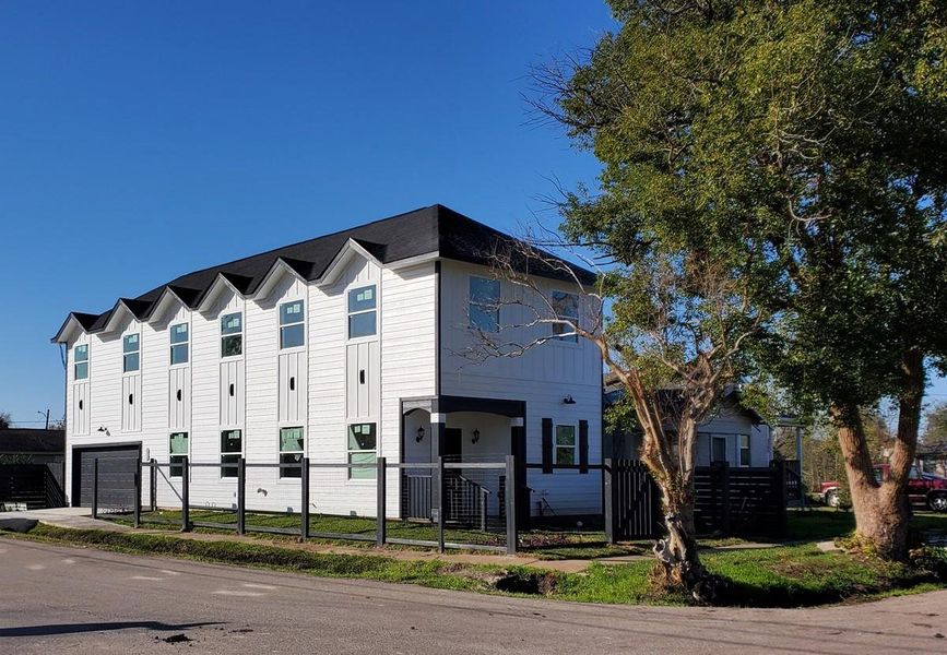 Sweet Home - 2615 Campbell Street