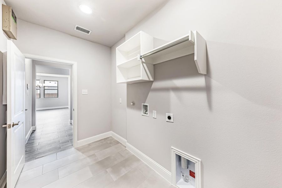 Representative furnished interior of a home built from the Trinity by UnionMain Homes in Elevon, Lavon (Image 10). Representative furnished interior of a home built from the Trinity by UnionMain Homes in Elevon, Lavon (Image 10).