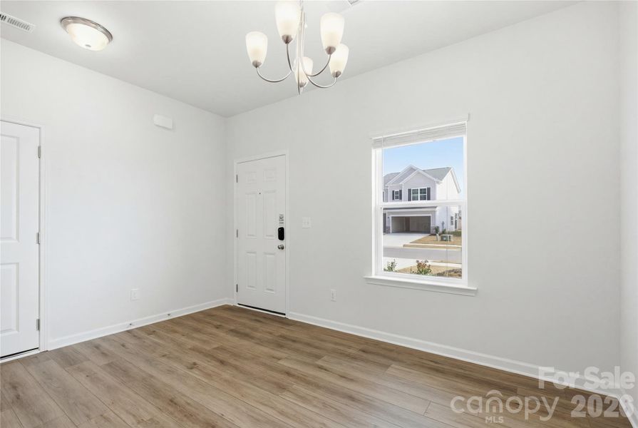 Dining or Home Office Dining or Home Office