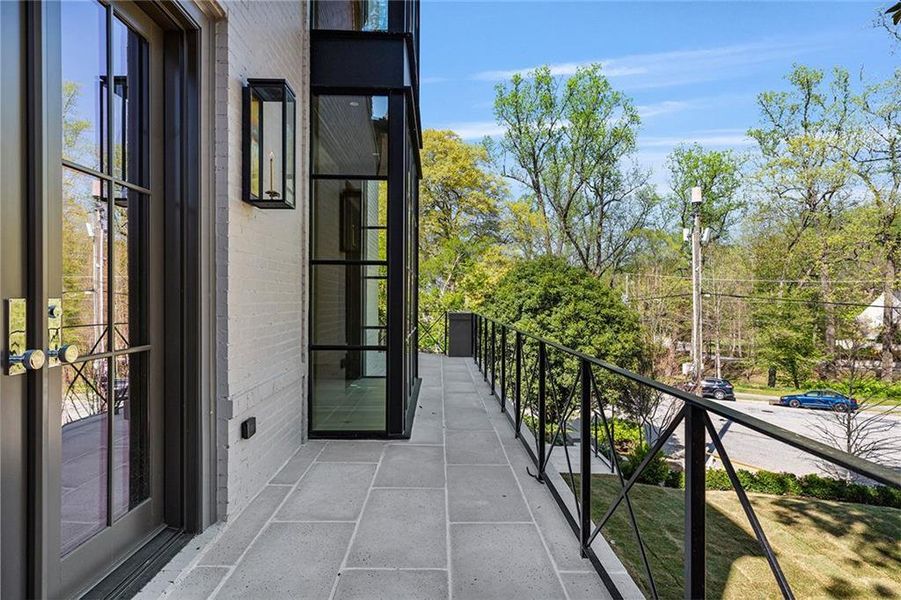 Image 49 of a home in .