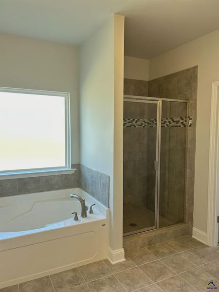 Furnished interior view inside a new home in Barrington Place, Macon (Image 8).