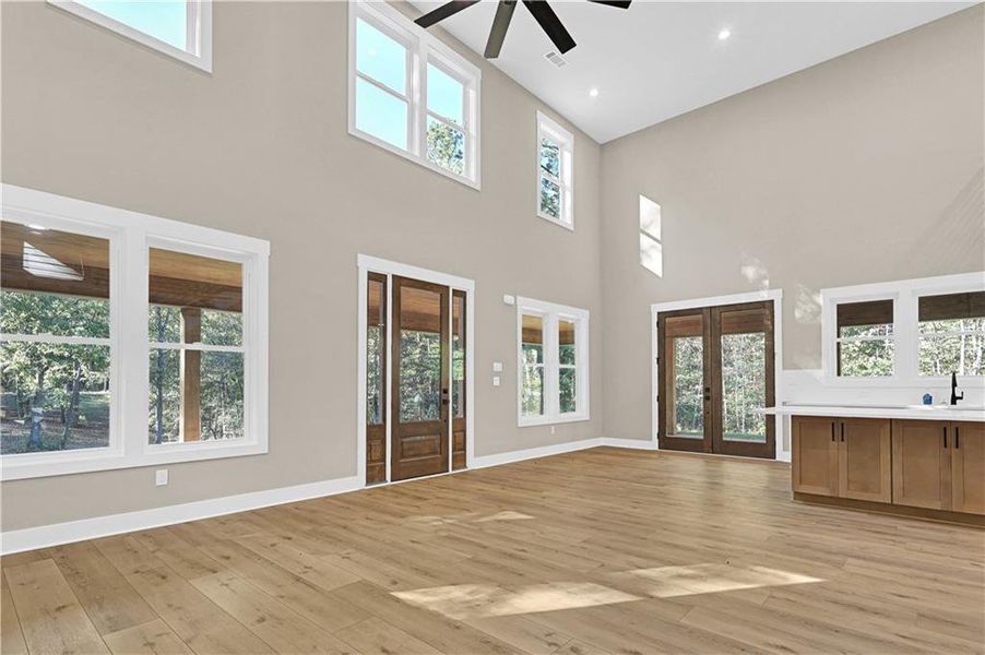 Spacious, unfurnished interior of a new home in , Barnesville (Image 13).