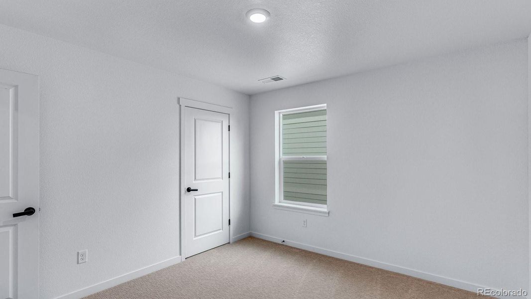 Spacious, unfurnished interior of a new home in Hansen Farm, Fort Collins (Image 28). Spacious, unfurnished interior of a new home in Hansen Farm, Fort Collins (Image 28).