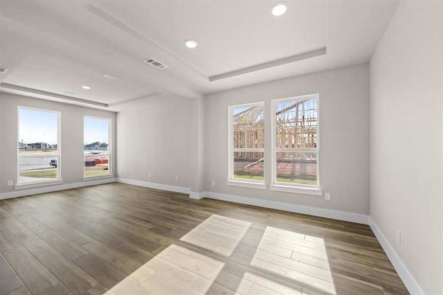Spacious, unfurnished interior of a new home in Shady Valley Estates, Midlothian (Image 33).