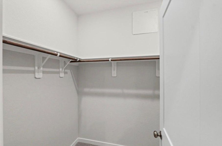 Spacious, unfurnished interior of a new home in Maple Heights, Porter (Image 22).