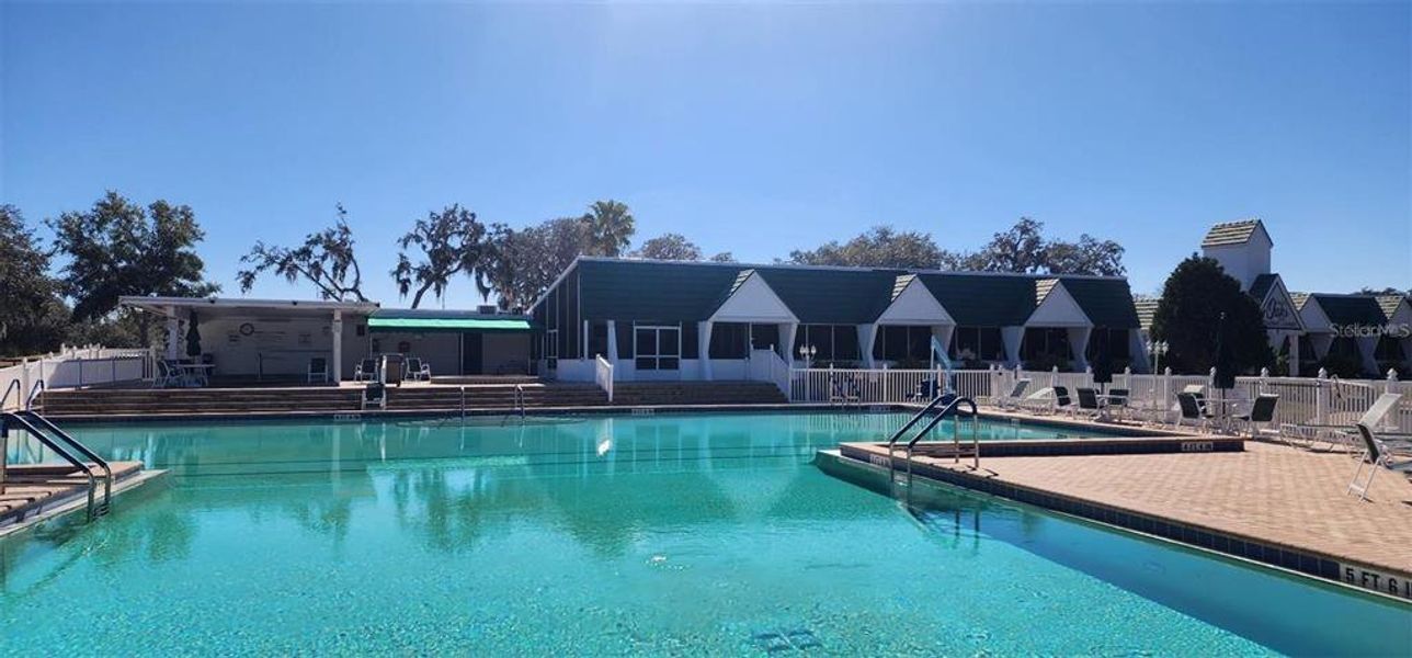 Community amenities in , Wildwood (Image 14).