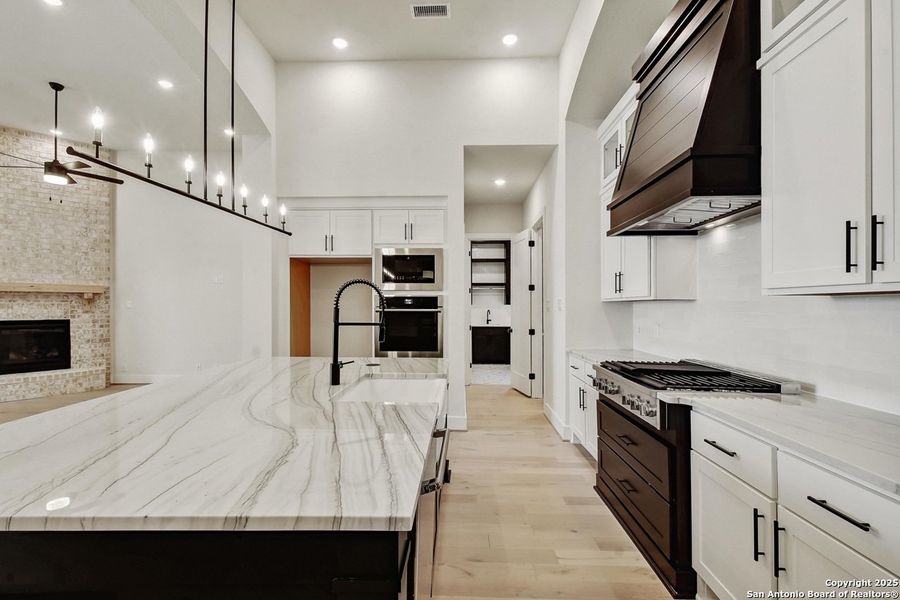 Furnished interior view inside a new home in Esperanza, Boerne (Image 15). Furnished interior view inside a new home in Esperanza, Boerne (Image 15).