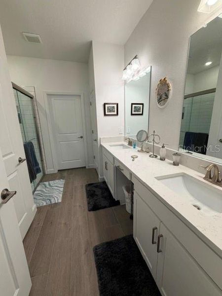 Furnished interior view inside a new home in Angeline Active Adult, Land O' Lakes (Image 12). Furnished interior view inside a new home in Angeline Active Adult, Land O' Lakes (Image 12).