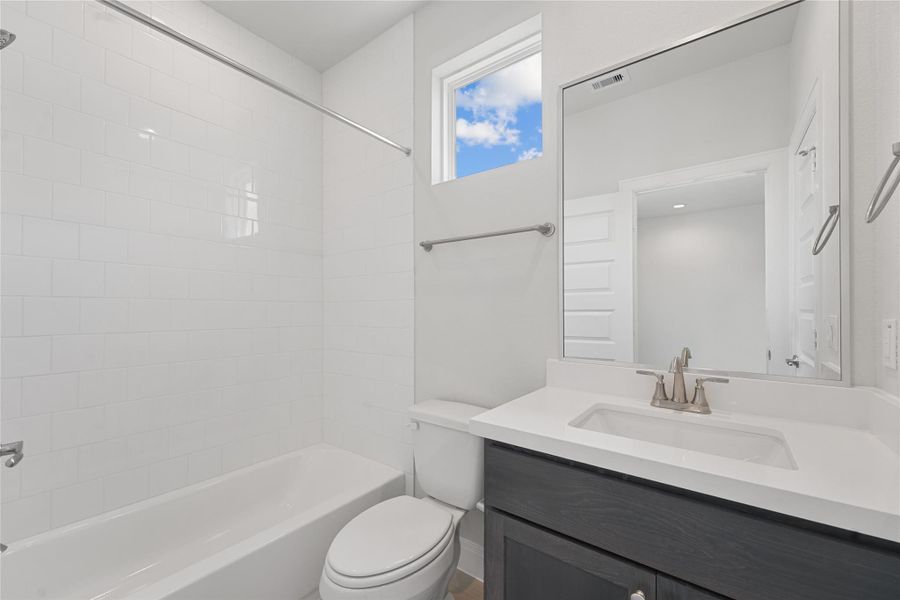 Furnished interior view inside a new home in The Corner At Buffalo Pointe, Houston (Image 6). Furnished interior view inside a new home in The Corner At Buffalo Pointe, Houston (Image 6).