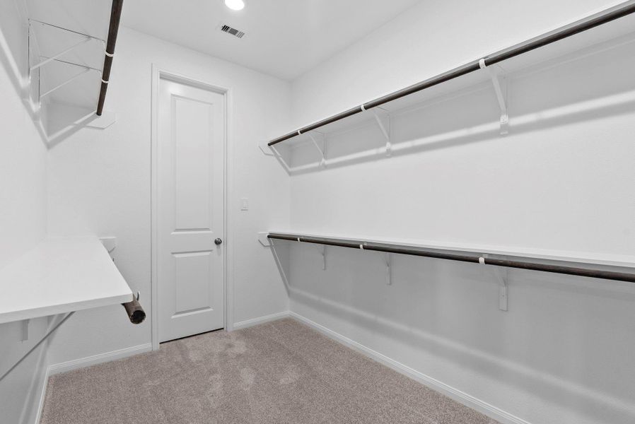 Spacious, unfurnished interior of a new home in Pomona, Manvel (Image 30).
