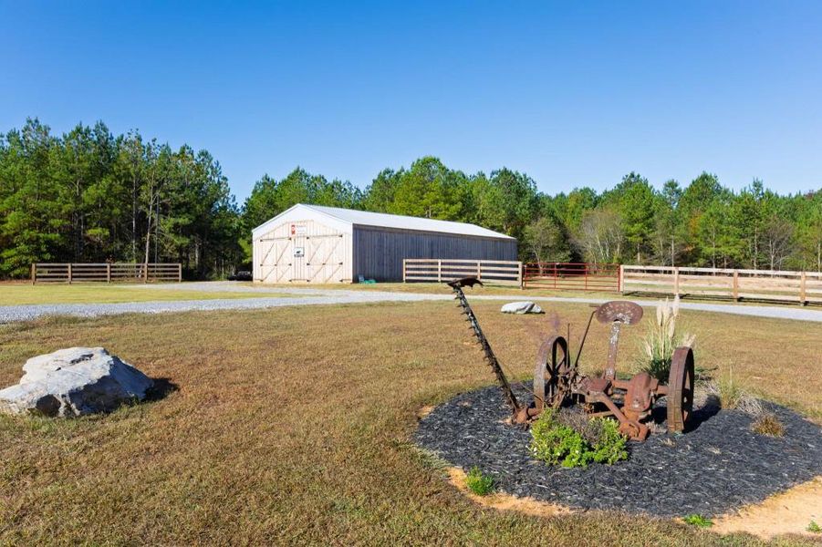 Community amenities in , Rydal (Image 101).