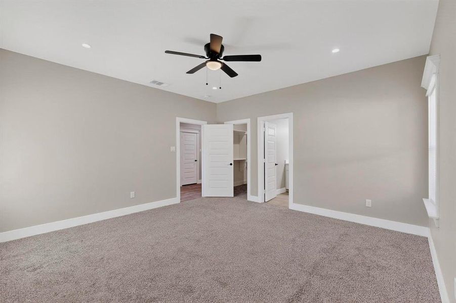 Spacious, unfurnished interior of a new home in , Terrell (Image 27).