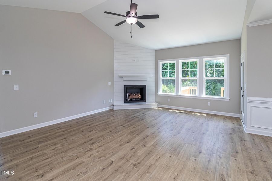 IMG_6011-Edit IMG_6011-Edit