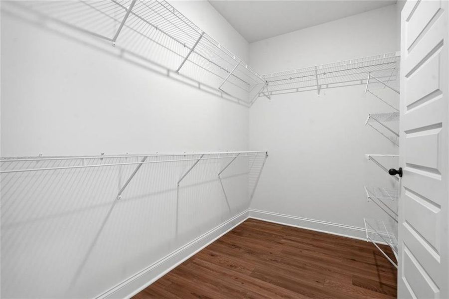 Spacious, unfurnished interior of a new home in , Mansfield (Image 29).