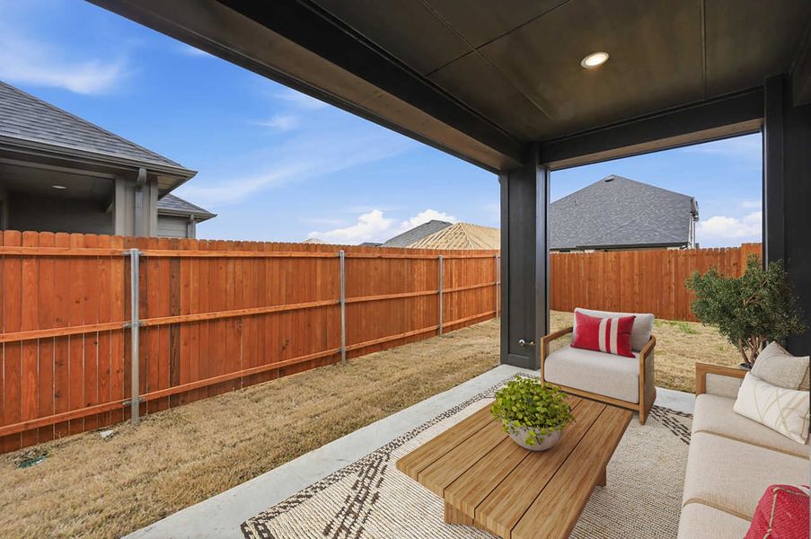 Patio/Backyard Patio/Backyard