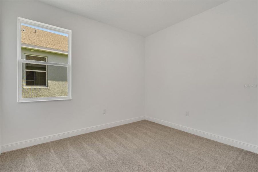 Spacious, unfurnished interior of a new home in Reserve at Hammock Oaks, Lady Lake (Image 19).