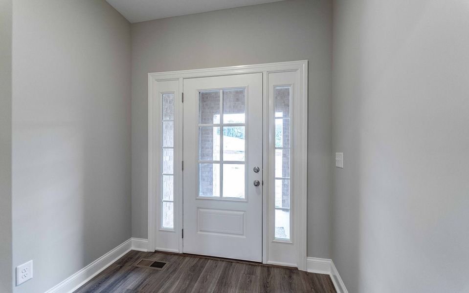 Spacious, unfurnished interior of a new home in The Retreat at Norman Farm, Hendersonville (Image 14). Spacious, unfurnished interior of a new home in The Retreat at Norman Farm, Hendersonville (Image 14).