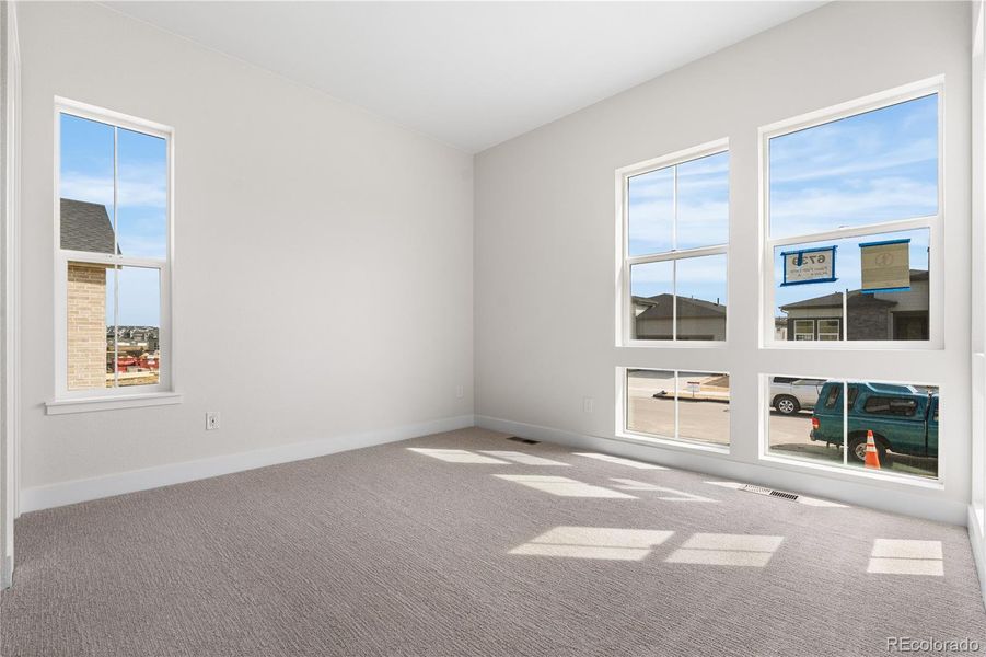 Spacious, unfurnished interior of a new home in Reserve at The Canyons, Castle Pines (Image 29).