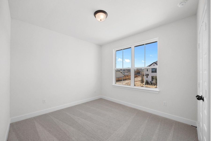 Spacious, unfurnished interior of a new home in Nolina, Georgetown (Image 28).
