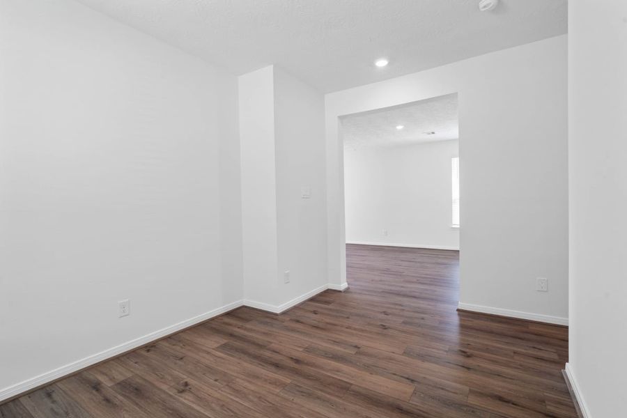 Spacious, unfurnished interior of a new home in Mustang Ridge, Magnolia (Image 18).