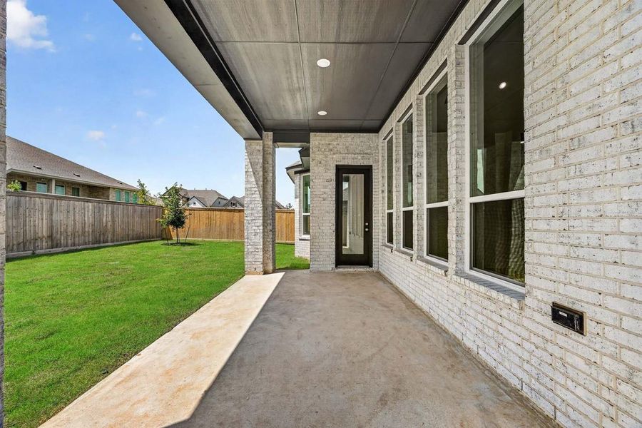 Exterior details and patio area of a home in Kresston, Montgomery (Image 2). Exterior details and patio area of a home in Kresston, Montgomery (Image 2).