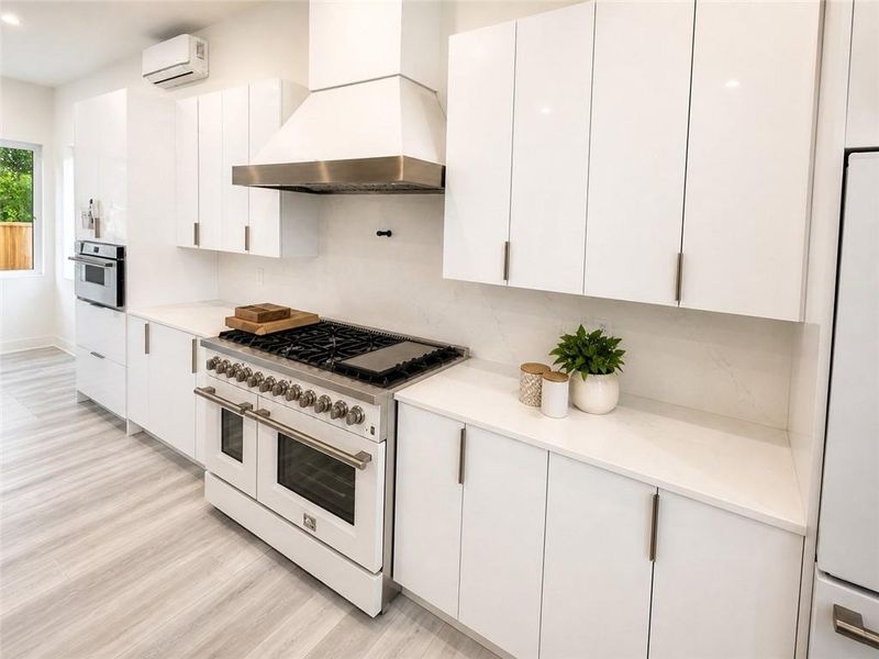 Furnished interior view inside a new home in , Atlanta (Image 6).