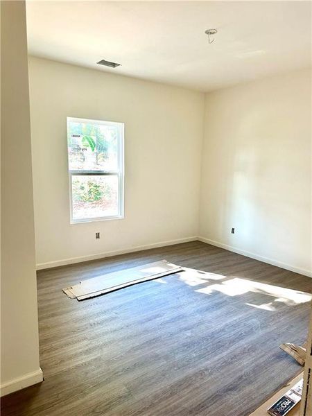 Spacious, unfurnished interior of a new home in , Tate (Image 4).