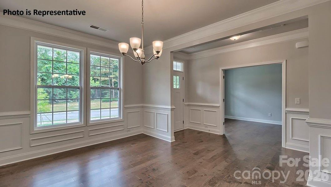 Spacious, unfurnished interior of a new home in Oak Grove Hill, Huntersville (Image 5).