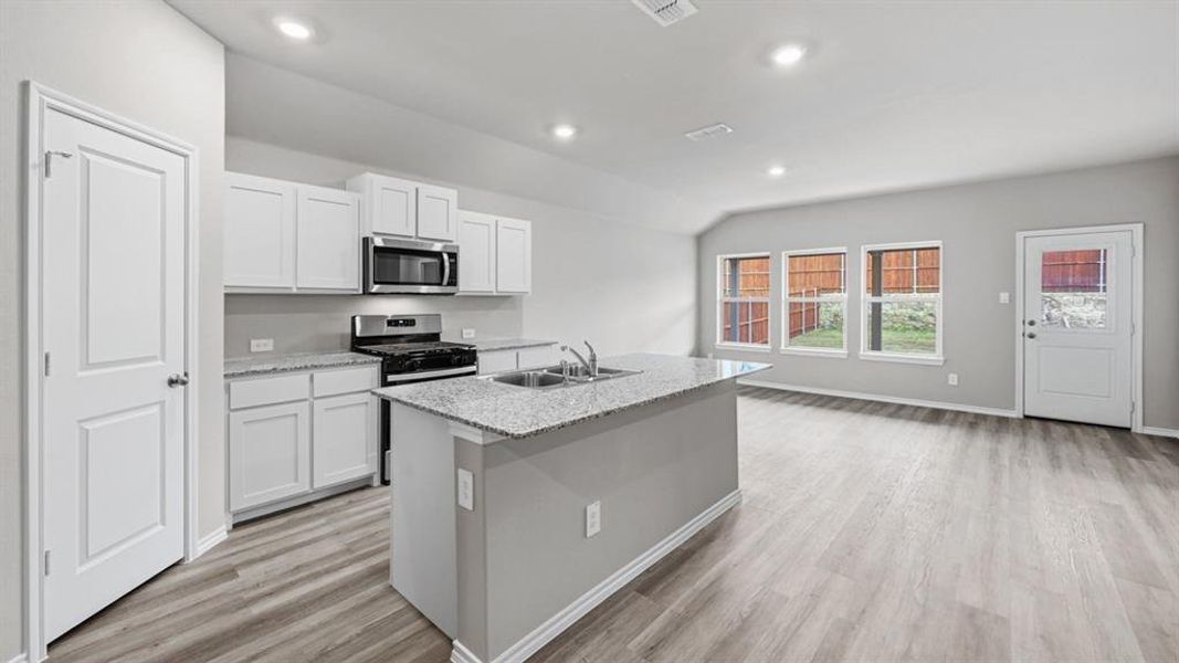 Furnished interior view inside a new home in Legado, Cleburne (Image 5).