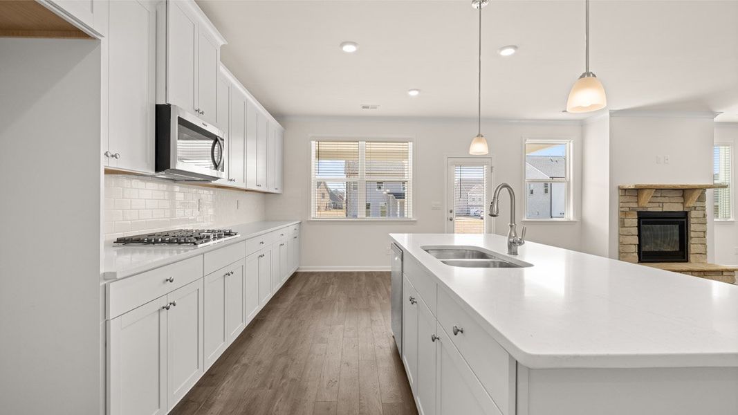 Representative furnished interior of a home built from the Edison by D.R. Horton in Westland, Bogart (Image 8).