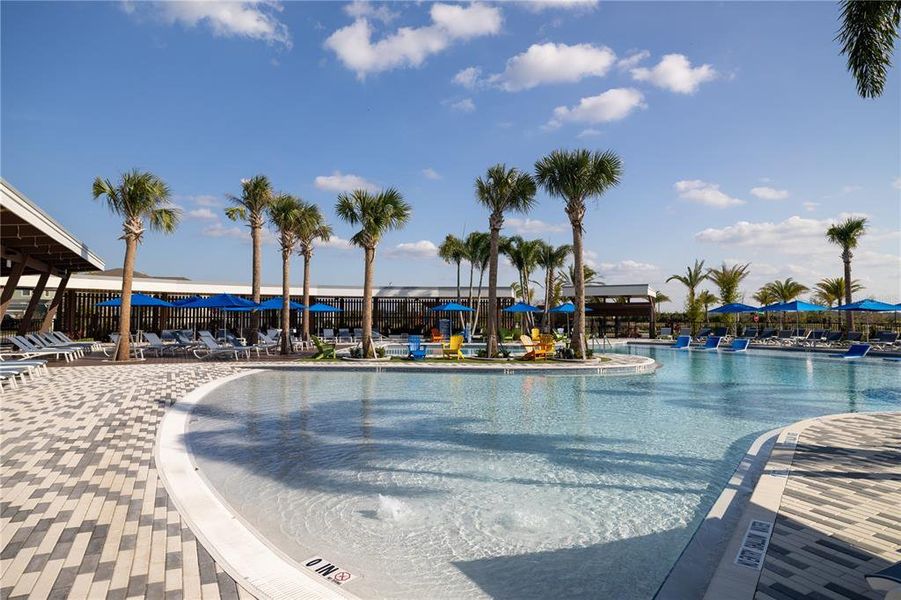 Community amenities in EverBe, Orlando (Image 41).