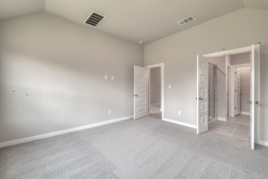 Spacious, unfurnished interior of a new home in Prairie Winds, Hutto (Image 22).