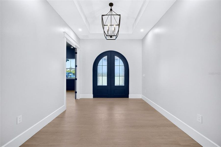 Spacious, unfurnished interior of a new home in , Dade City (Image 23).