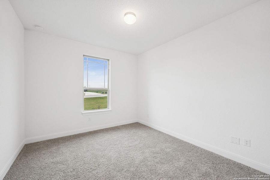 Spacious, unfurnished interior of a new home in Everly Estates, San Antonio (Image 28).