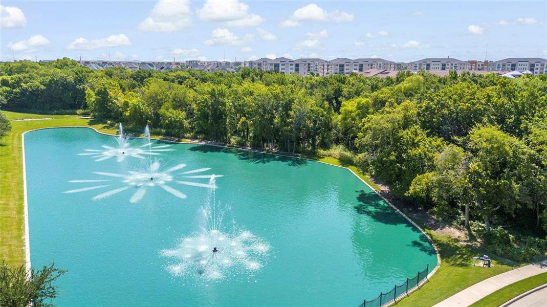 Image 15 of a home in Gatherings® at Twin Creeks. Image 15 of a home in Gatherings® at Twin Creeks.